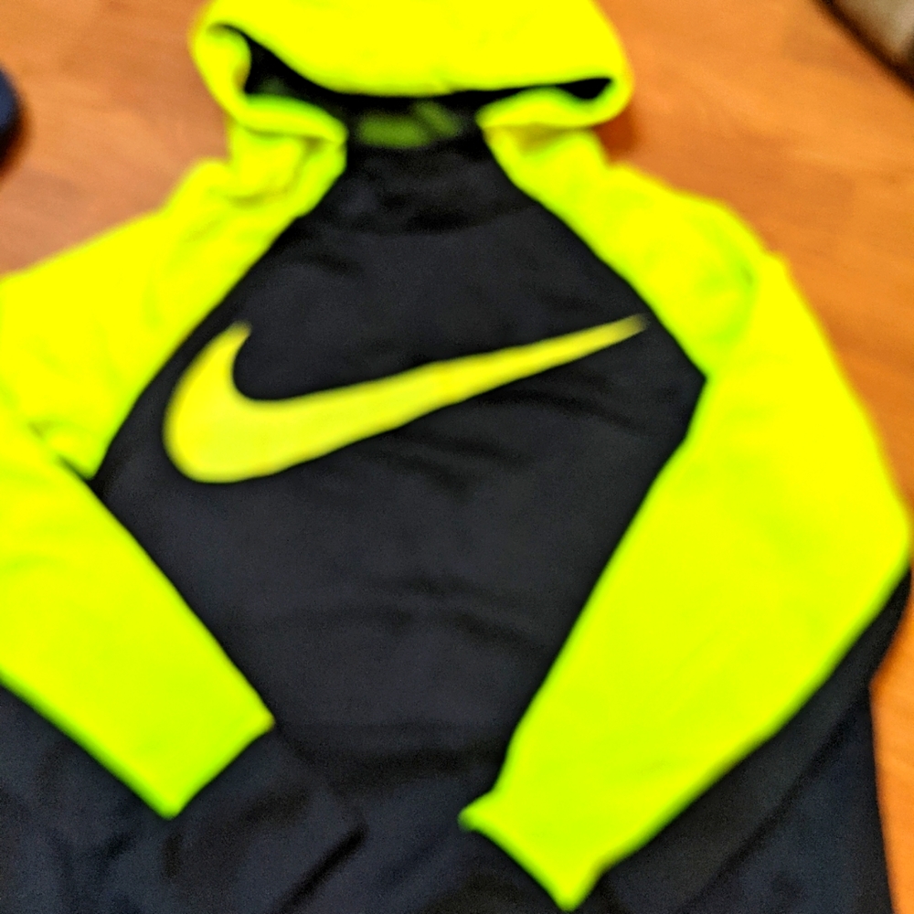 youth medium neon nike pull over